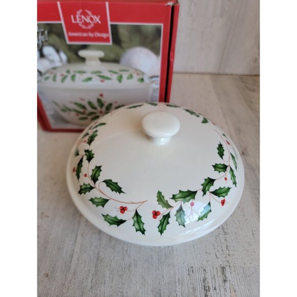 Lenox NEW small covered casserole 24oz holiday dish Xmas - Picture 3 of 7